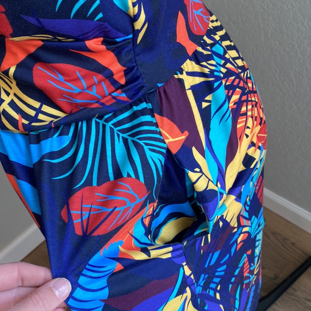 Ouges Bold Floral Short Sleeve Dress Large - image 3